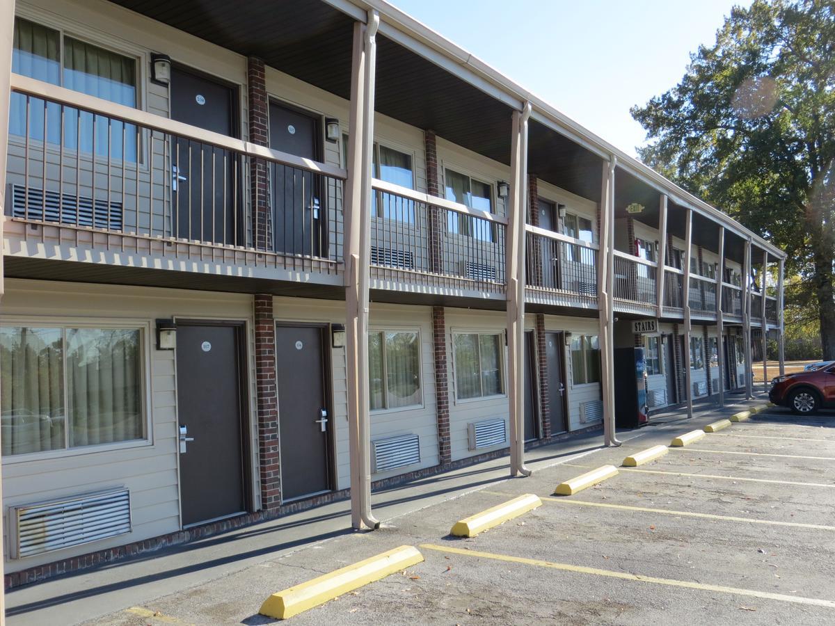 Redwood Inn Gadsden Exteriör bild