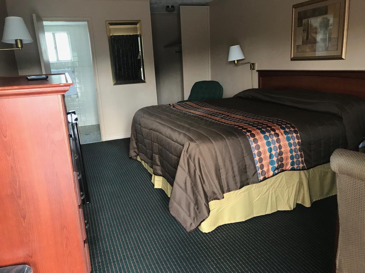 Redwood Inn Gadsden Exteriör bild